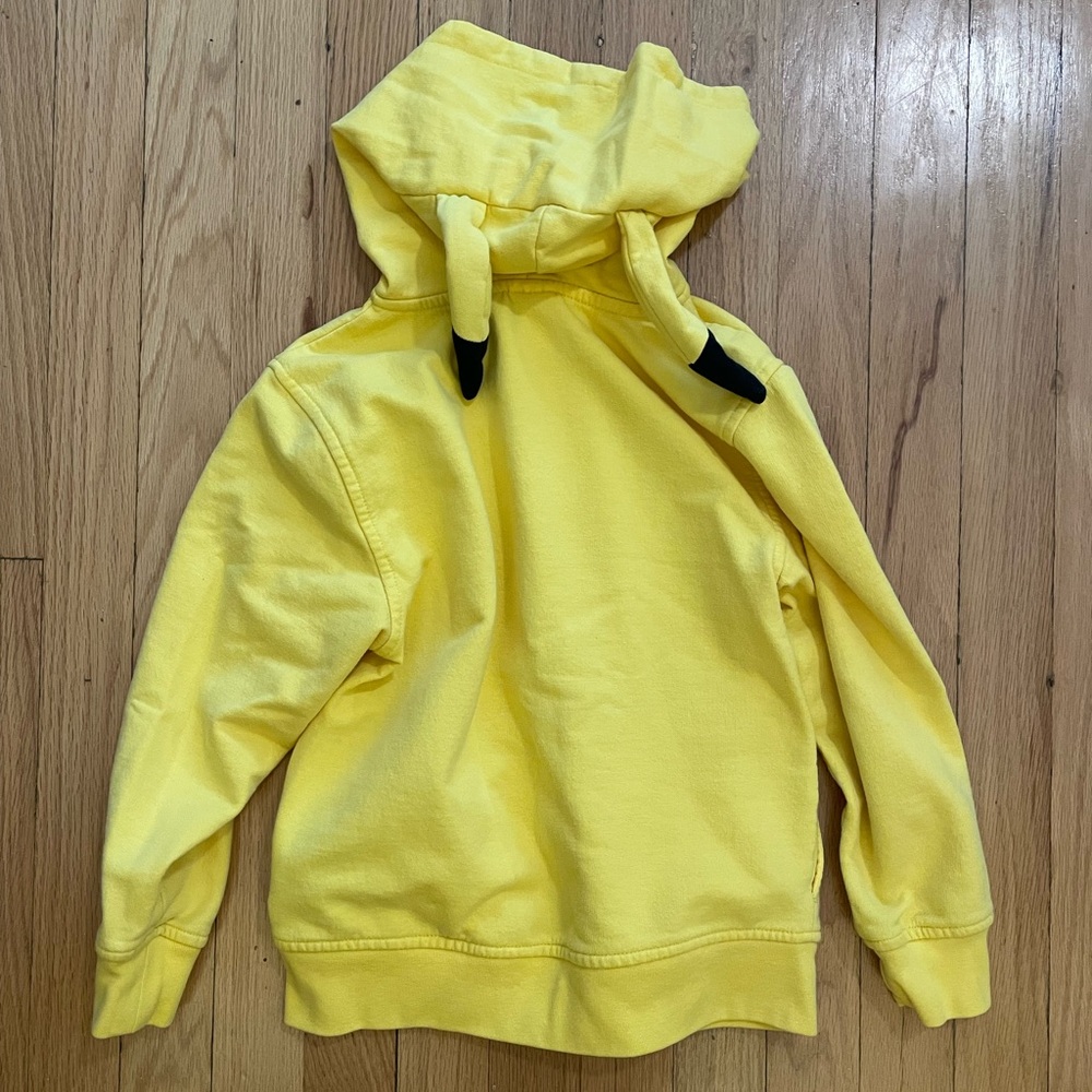 Pokémon Pikachu Hoodie Like New! - Picture 2 of 4